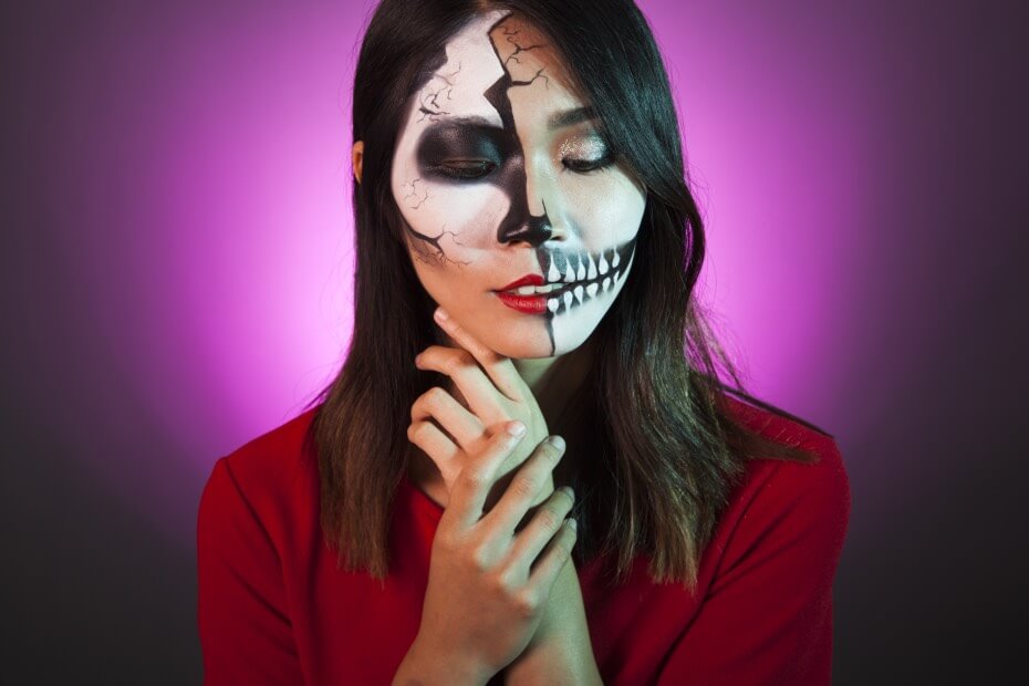 Foriu puede realizar el maquillaje de Halloween que tu prefieras, contamos con excelentes coaches.