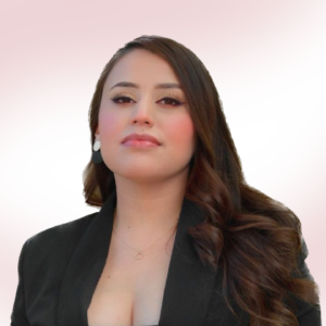 Foto de perfil de coach Janin de Foriu CDMX en servicios de peinado y maquillaje para novias