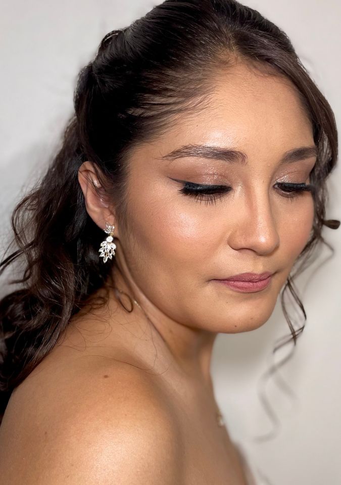 Peinado-maquillaje-novias-cdmx-oaxaca-merida-morelos-foriu-servicios