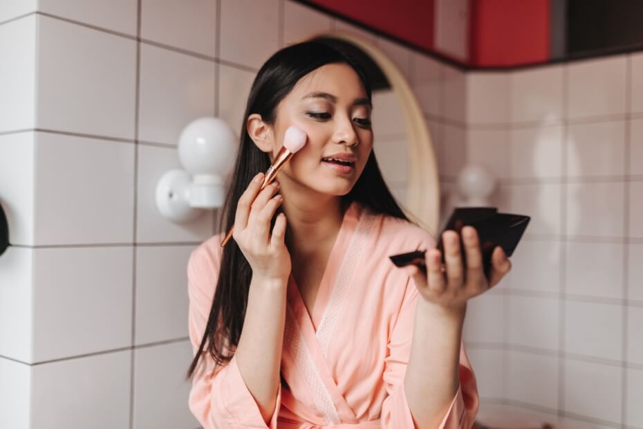 Foriu te recomienda varios productos de maquillaje que debes comprar a prueba de agua para que las lagrimas no te arruinen tu look.