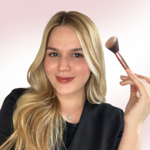 Foto de perfil de coach Melissa M de Foriu CDMX en servicios de peinado y maquillaje para novias