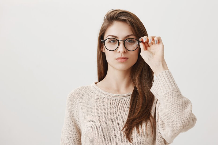 Foriu te da los mejores tips para maquillarte con lentes.